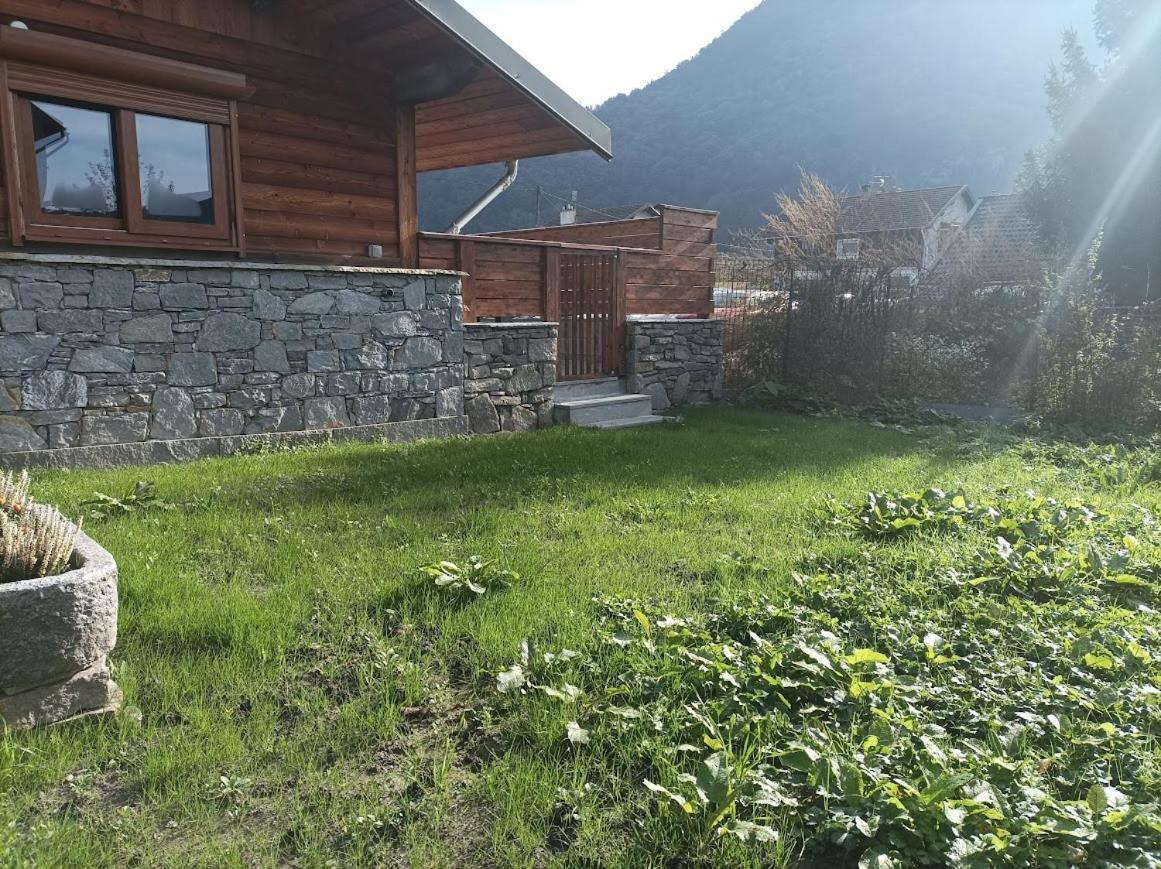 Joli Appart Terrasse Et Jardinet Albertville Exterior photo